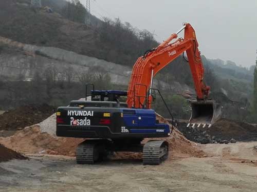 HYUNDAI HX 220L | 17-22 Tn.